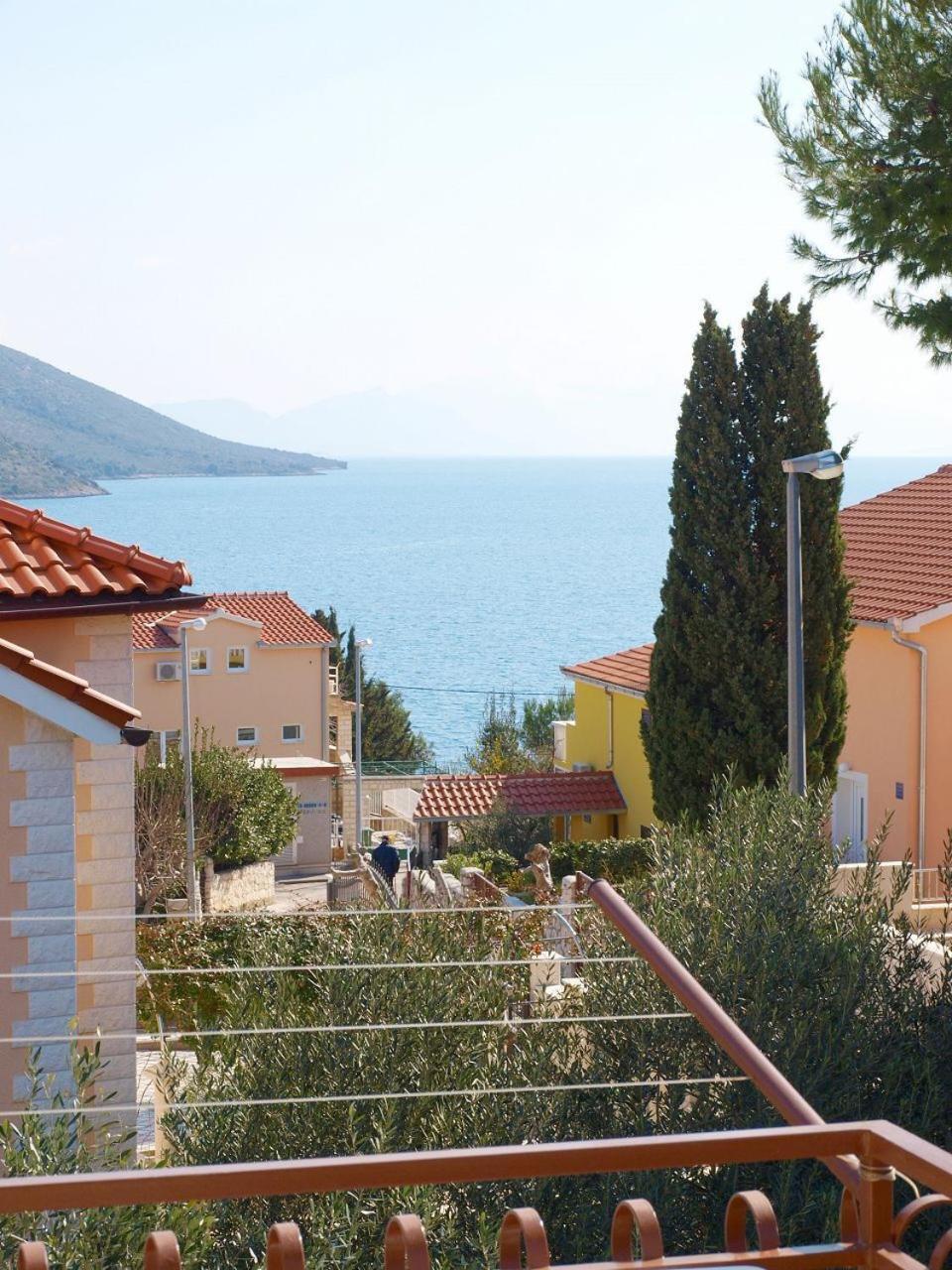 Apartments Mirja - 100M From The Beach & Parking Trogir Ngoại thất bức ảnh