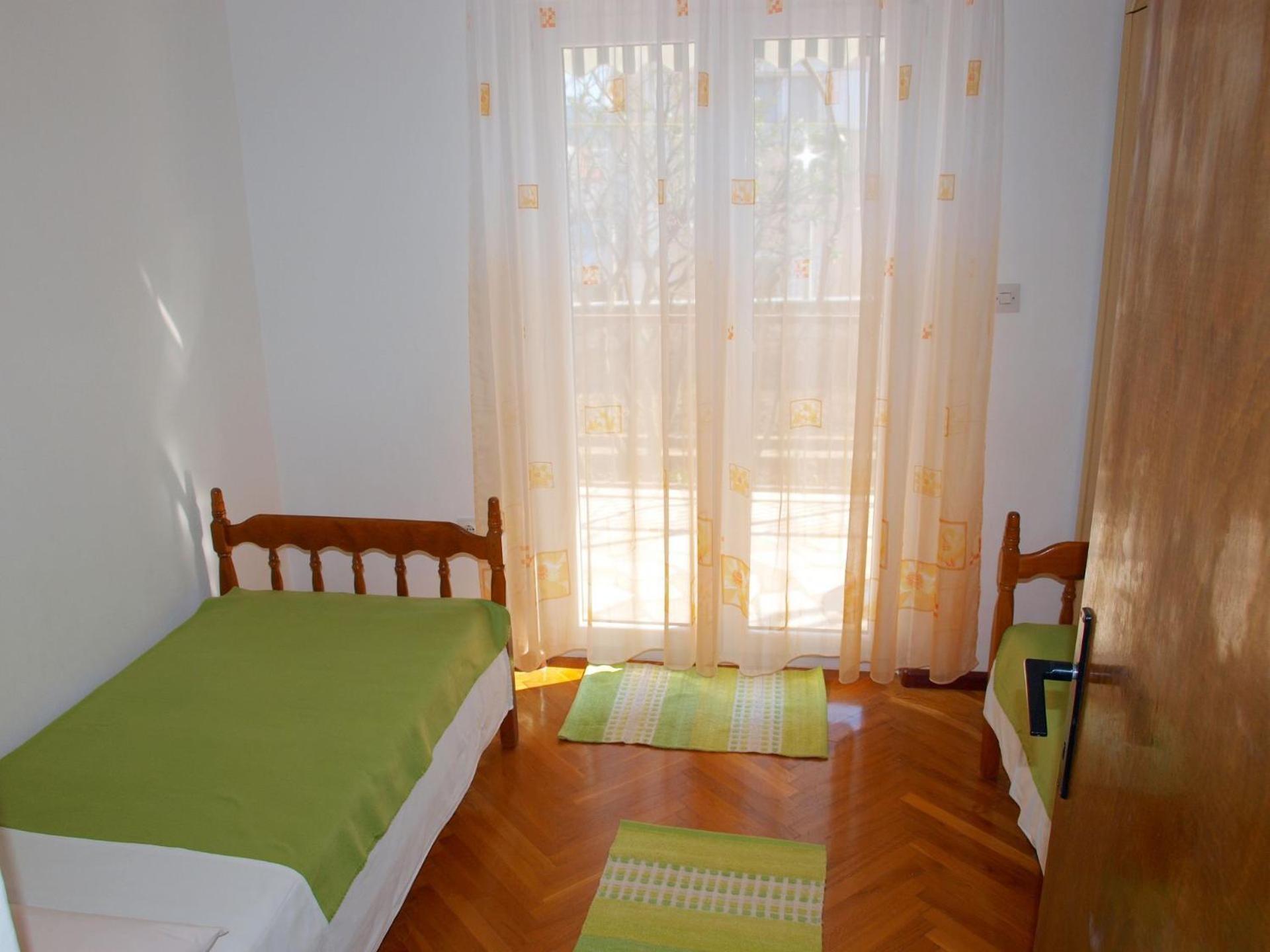 Apartments Mirja - 100M From The Beach & Parking Trogir Ngoại thất bức ảnh