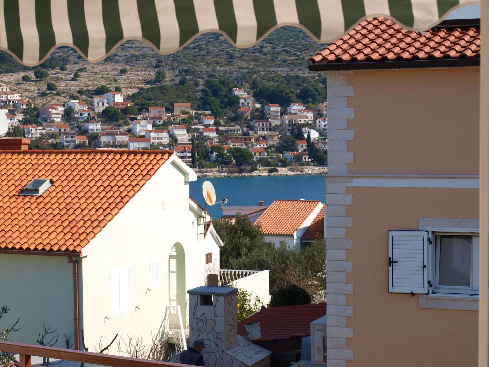 Apartments Mirja - 100M From The Beach & Parking Trogir Ngoại thất bức ảnh