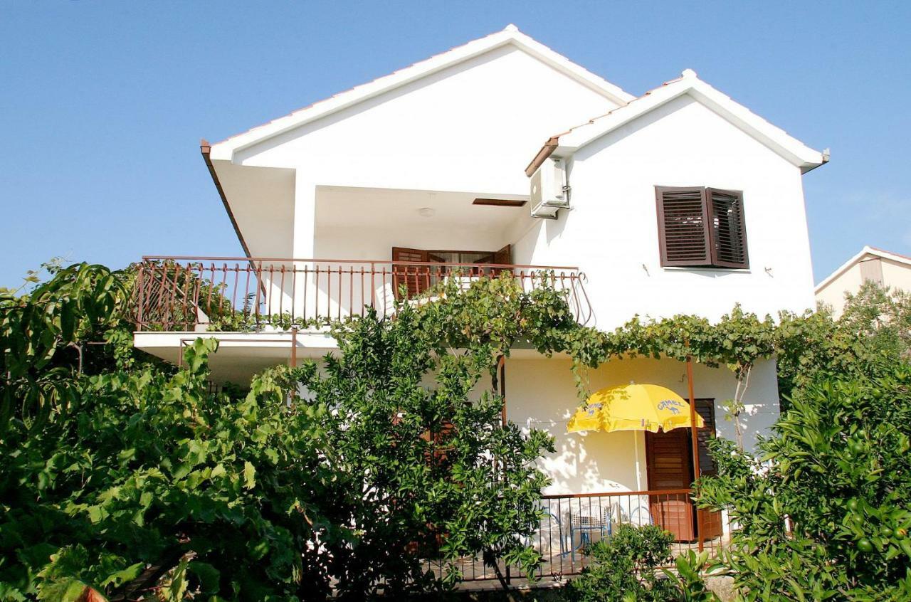Apartments Mirja - 100M From The Beach & Parking Trogir Ngoại thất bức ảnh