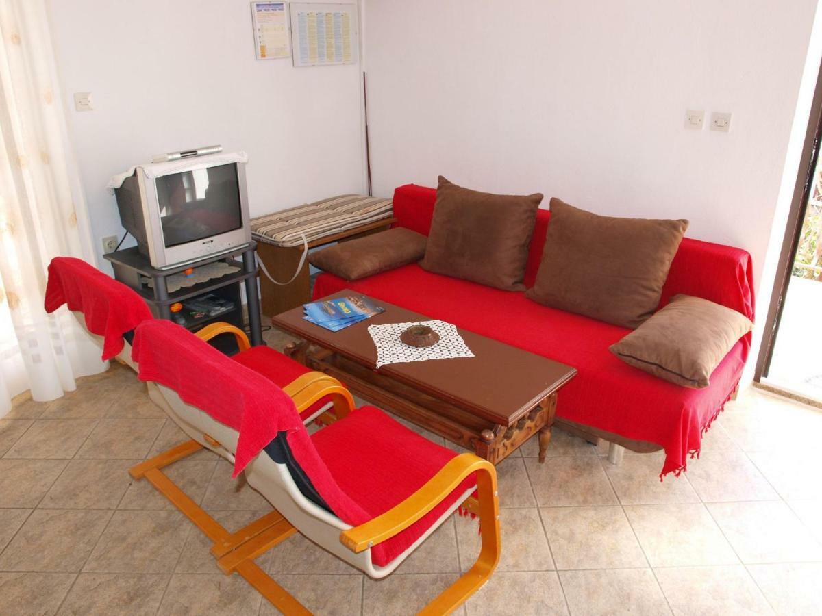 Apartments Mirja - 100M From The Beach & Parking Trogir Ngoại thất bức ảnh
