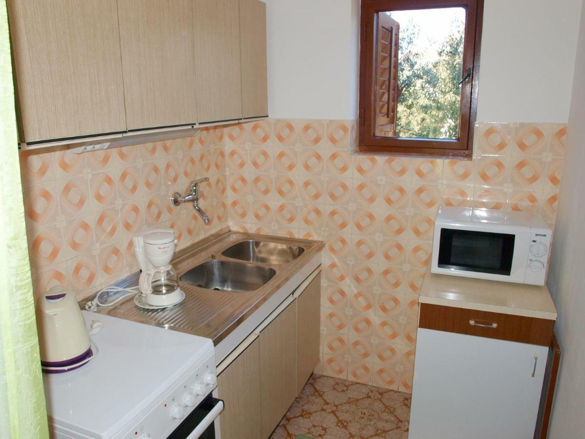 Apartments Mirja - 100M From The Beach & Parking Trogir Ngoại thất bức ảnh