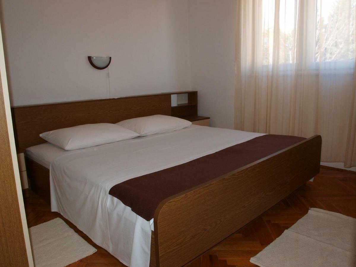 Apartments Mirja - 100M From The Beach & Parking Trogir Ngoại thất bức ảnh