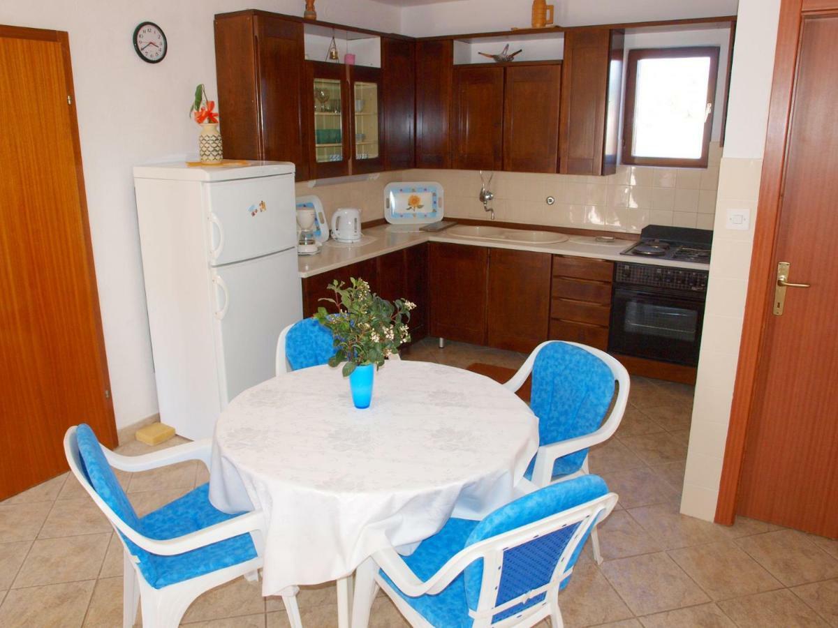 Apartments Mirja - 100M From The Beach & Parking Trogir Ngoại thất bức ảnh