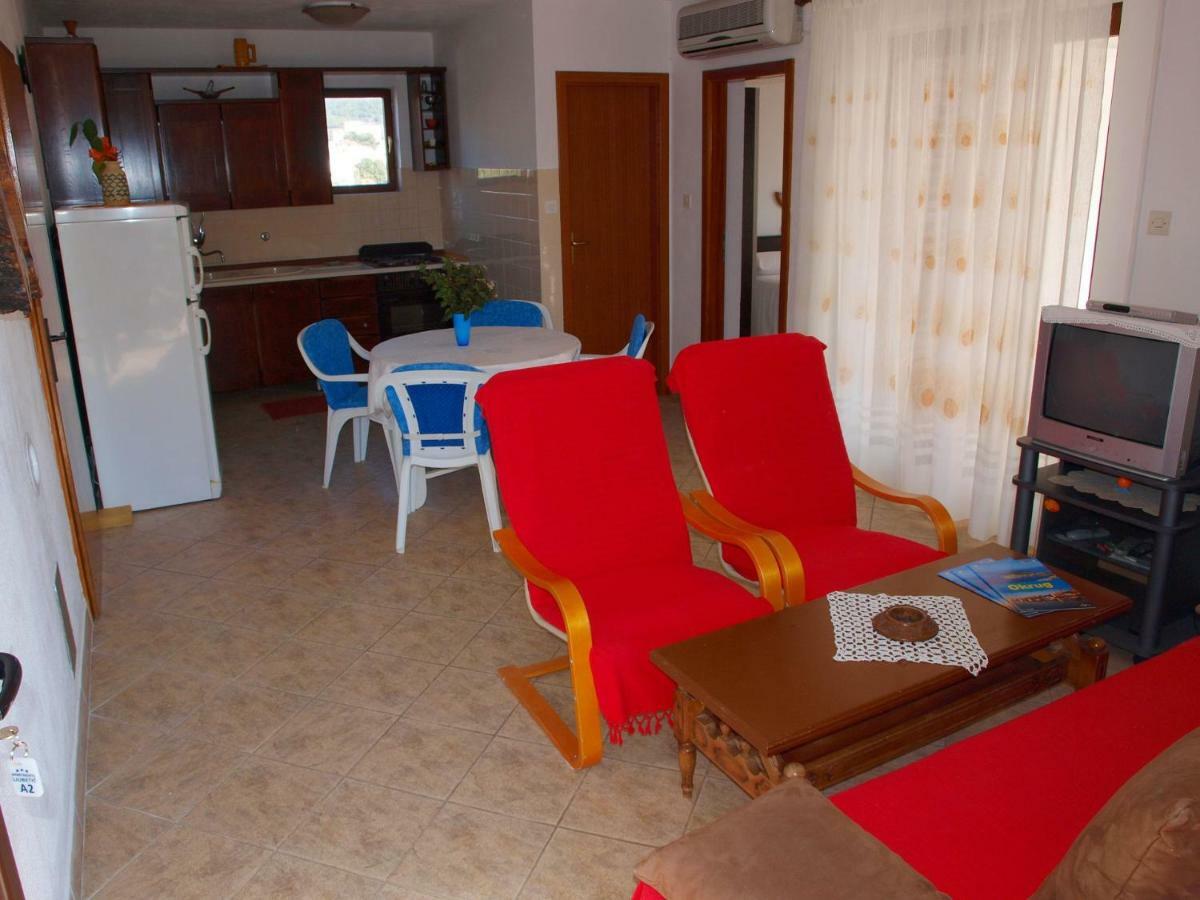 Apartments Mirja - 100M From The Beach & Parking Trogir Ngoại thất bức ảnh