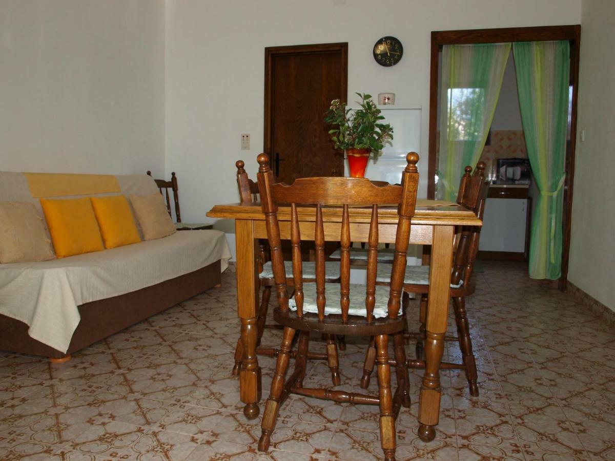 Apartments Mirja - 100M From The Beach & Parking Trogir Ngoại thất bức ảnh