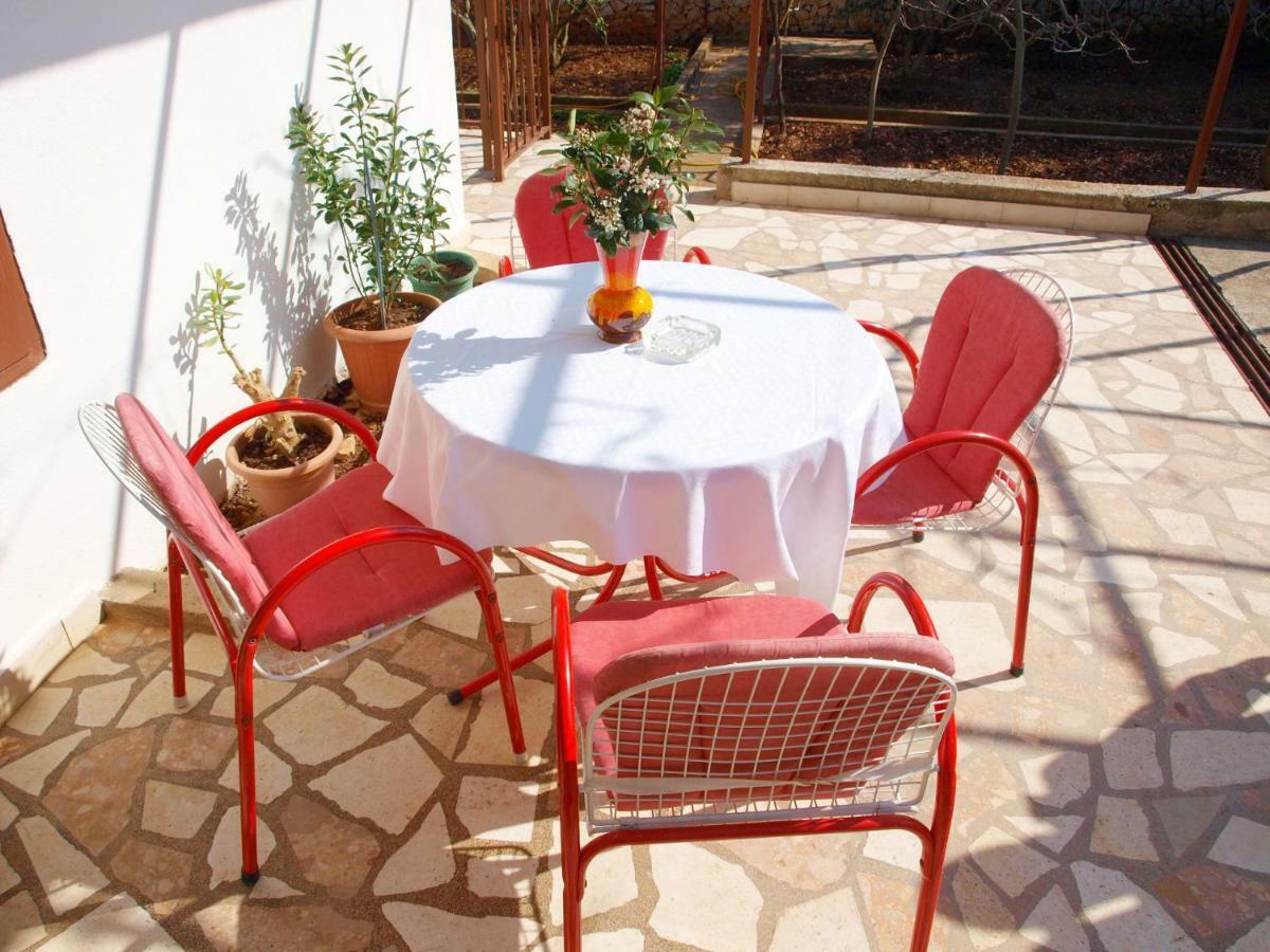 Apartments Mirja - 100M From The Beach & Parking Trogir Ngoại thất bức ảnh